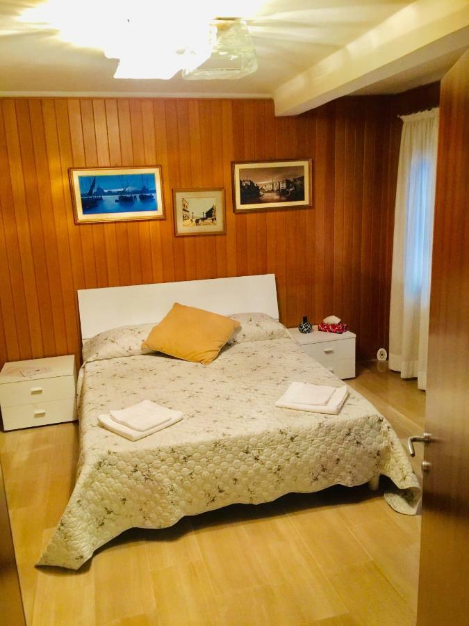 Ferienwohnung Ca'Tronconi Ai Frari Venedig Exterior foto